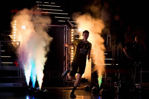 190527 Sävehofs Oskar Sunnefeldt during the intro before the final four in the Handball Leagues playoffs between Sävehof and Alingas on May 27, 2019 in Partille,  Copyright: MICHAELxERICHSEN BB190527MI083
