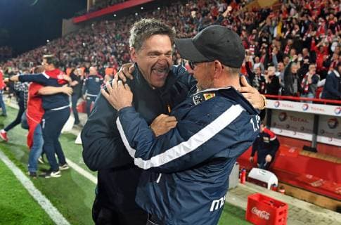 Football, Men, Season 2018 2019, Relegation 1 2 Bundesliga return match , 1 FC Union Berlin VfB Stuttgart, v l Professional Football Managing Director Oliver Ruhnert 1 FC Union Berlin , Coach Urs Fischer 1 FC Union Berlin , Jubel über den Aufstieg in die 1 Bundesliga, 27 05 2019, Copyright: xMatthiasxKochx