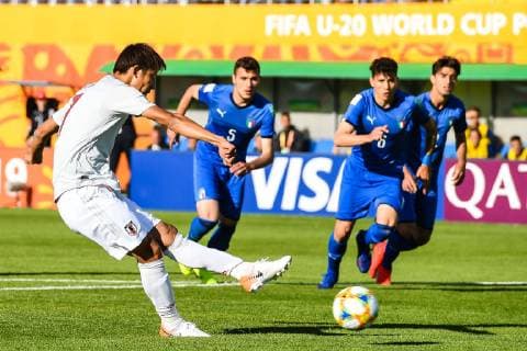 Hiroki Ito of Japan U20 misses a penalty during the FIFA U-20 World Cup Poland 2019 group B match between Italy U20 v Japan U20 at Bydgoszcz Stadium on May 29, 2019 in Bydgoszcz, Poland FIFA U-20 World Cup Poland 2019 2018 2019 xVIxVIxImagesx xGerritxvanxKeulenxIVx 14602986