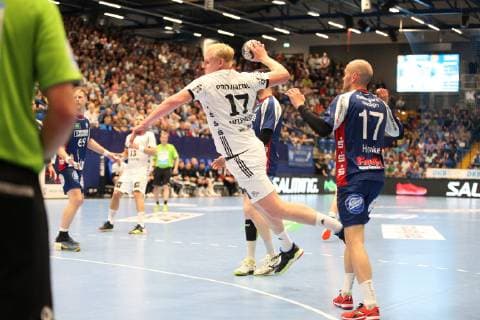 Patrick Wiencek THW Kiel 17 past Dominik Ebner TBV Lemgo Lippe 9 behind and Tim Hornke TBV Lemgo Lippe 17 right, TBV Lemgo Lippe vs. THW Kiel, Handball, 1 Bundesliga, 29 05 2019, TBV Lemgo Lippe vs. THW Kiel, Handball, 1 Bundesliga, 29 05 2019 Lemgo Copyright: xEibner-Pressefotox xJanxStrohdiekx EP_JSK