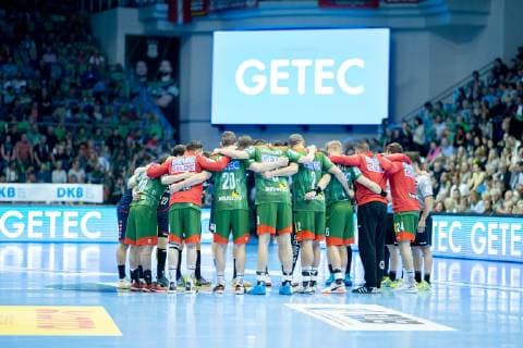 Circle of Magdeburgers before the last game of the season SC Magdeburg vs SG BBM Bietigheim SC Magdeburg vs SG BBM Bietigheim, Handball, DKB Handball Bundesliga, Season 2018 2019, 29 05 2019 Magdeburg Copyright: xDanielxReinelt xEibner-Pressefotox EP_drt