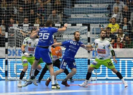 Jacob Bagersted Frisch Auf Goeppingen 14 and Tim Kneule Frisch Auf Goeppingen 4 against Stanislav Zhukov VfL Gummersbach 7 26 and Moritz Preuss VfL Gummersbach 69 VfL Gummersbach Frisch Auf Goeppingen, Handball, Men, 1 League, DKB Handball Bundesliga, 32 Matchday, 29 05 2019 VfL Gummersbach Frisch Auf Goeppingen, Handball, DKB Handball Bundesliga Men, 32 Matchday, 29 05 2019 Gummersbach Copyright: xAugstx xEibner-Pressefotox EP_jat