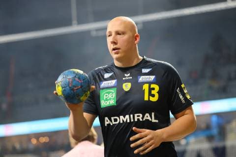 Rhein Neckar Loewen Die Eulen Ludwigshafen Mannheim, Germany 29 May 2019 Handball Bundesliga 33 Matchday, at the SAP Arena Lars Röller Roeller Loewen , Aktion Einzelbild mit Ball