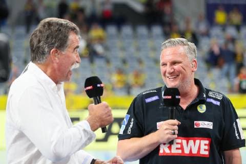 Rhein Neckar Loewen Die Eulen Ludwigshafen Mannheim, Germany 29 May 2019 Handball Bundesliga 33 Matchday, in the SAP Arena Heiner Brand TV expert l and coach Nikolaj Jacobsen Loewen , action single picture laughing laughing smiling good mood grinning smiling