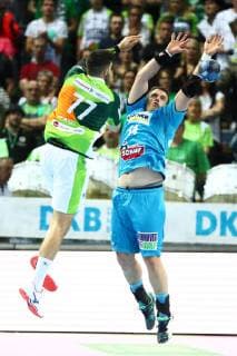 Stefan Cavor Wetzlar in duel with Simon Baumgarten Stuttgart HSG Wetzlar vs. TVB Stuttgart, Handball, 1 League, 29 05 2019 HSG Wetzlar vs. TVB Stuttgart, Handball, 1 League, 29 05 2019 Wetzlar Copyright: xWeissx Eibner-Pressefotox EP_rws