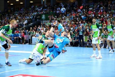 Simon Baumgarten Stuttgart in duel with Lenny Rubin Wetzlar HSG Wetzlar vs. TVB Stuttgart, Handball, 1 League, 29 05 2019 HSG Wetzlar vs. TVB Stuttgart, Handball, 1 League, 29 05 2019 Wetzlar Copyright: xWeissx Eibner-Pressefotox EP_rws