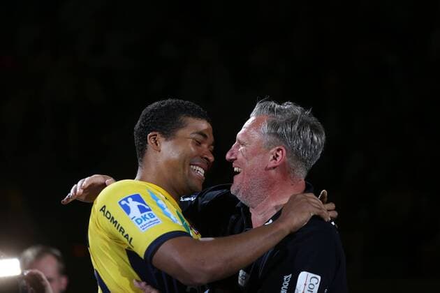 Nikolaj Jacobsen Trainer Loewen and Mads Mensah Larsen Loewen at the farewell at the match Rhein Neckar Loewen vs Die Eulen Ludwigshafen in the 1 Handball Bundesliga on 29 02 2019, Rhein Neckar Loewen vs Die Eulen Ludwigshafen, Handball, 1 Handball Bundesliga, 29 02 2019 Mannheim Copyright: xMichaelxBermel Eibner-Pressefotox EP_mbl