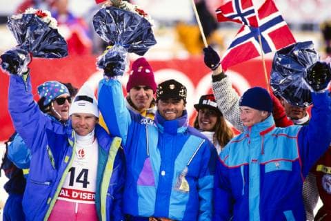 Ski Alpin Olympische Spiele 1992: GIRADELLI (LUX), TOMBA (ITA), AAMODT (NOR) Olympische Winterspiele Albertville 08-23.02.1992 Riesentorlauf Herren 18.02.1992 Marc GIRADELLI (Luxenburg), Alberto TOMBA (Italien), Kjetil-Andre AAMODT (Norwegen) bei der Siegerehrung. Albertville Frankreich *** Ski Alpine Olympic Games 1992 GIRADELLI LUX , TOMBA ITA , AAMODT NOR Olympic Winter Games Albertville 08 23 02 1992 Giant Slalom Men 18 02 1992 Marc GIRADELLI Luxenburg , Alberto TOMBA Italy , Kjetil Andre AAMODT Norway at the award ceremony Albertville France 