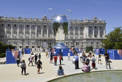 General Views and Fans with the UEFA Champions League trophy in Madrid , Thursday, May 30, 2019 Cordon Press  xJOAQUINxCORCHEROxARCOSx xx