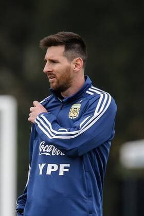 Argentina s national soccer team player Lionel Messi participates in a training session of the team to prepare for the Copa America, at the Ezeiza sports complex, in Buenos Aires, Argentina, 30 May 2019. Argentina s national soccer team training session !ACHTUNG: NUR REDAKTIONELLE NUTZUNG!  Copyright: xJuanxIgnacioxRoncoronix AME7958 20190530-636948401700355534