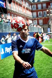 Former Portuguese soccer player Luis Figo performs with the ball as he takes part in an exhibition game with amputee players held at the at the Plaza Mayor on the occasion of the UEFA Champions League final, in Madrid, Spain, 31 May 2019. Liverpool and Tottenham will play the UEFA Champions League final at Wanda Metropolitano on the upcoming 01 June. Champions Festival in Madrid !ACHTUNG: NUR REDAKTIONELLE NUTZUNG!  Copyright: xLucaxPiergiovannix GRAF1370 20190531-636949190216256125