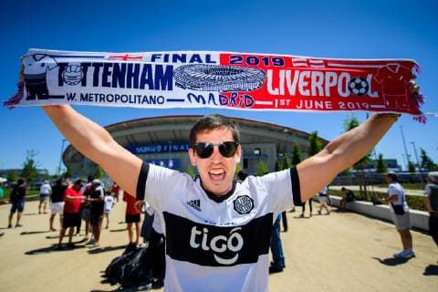 190601 Fans outside the Stadium Wanda Metropolitano prior to the UEFA Champions League final between Tottenham and Liverpool on June 1, 2019 in Madrid Photo Petter Arvidson BILDBYRAN kod PA 92302,  Copyright: PETTERxARVIDSON BB190601PA003