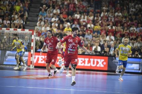 Cheers at Mate Lekai Telekom Veszprem HC , Handball, Men, Velux EHF Final Four, 1 Semifinals, Telekom Veszprem HC vs PGE Vive Kielce, 01 06 19 Cologne Lanxess Arena Nordrhein Westfalen Germany