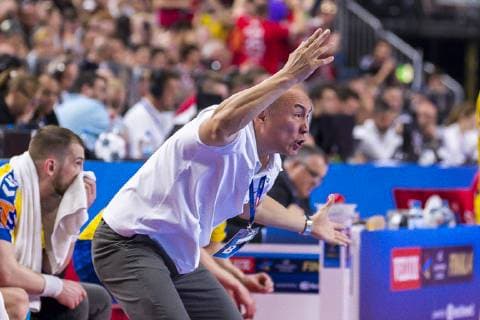 Cologne, Germany 01 June 2019 Handball EHF CL Semifinal Telekom Veszprem HC vs PGE Vive Kielce Coach Talant Dujshebaev Kielce Gestic gestures gesticulated Cologne Lanxess Arena Germany