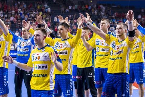 Cologne, Germany 01 June 2019 Handball EHF CL semi-final Telekom Veszprem HC vs PGE Vive Kielce the team of Kielce, dissatisfied disappointed down disappointed frustrated, Cologne Lanxess Arena Germany
