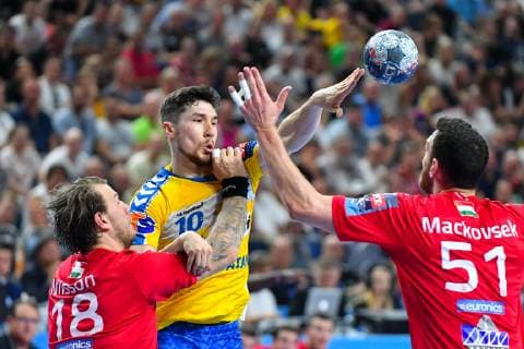 Handball, EHF CL, Final Four, Telekom Veszprem HC - PGE Vive Kielce 2019.06.01 Kolonia Pilka reczna EHF Velux Final4 Liga Mistrzow 2019 Polfinal Telekom Veszprem - PGE Vive Kielce N Z Alex Dujshebaev Dujszebajew Foto Pawel Andrachiewicz PressFocus 2019.06.01 Cologne Handball EHF Velux Final4 Champions League Semi-final Telekom Veszprem - PGE Vive Kielce Alex Dujshebaev Dujszebajew Photo Pawel Andrachiewicz PressFocus NEWSPIX.PL --- Newspix.pl  20190601_PF_PA022