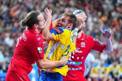 Handball, EHF CL, Final Four, Telekom Veszprem HC - PGE Vive Kielce 2019.06.01 Kolonia Pilka reczna EHF Velux Final4 Liga Mistrzow 2019 Polfinal Telekom Veszprem - PGE Vive Kielce N Z Luka Cindric Foto Pawel Andrachiewicz PressFocus 2019.06.01 Cologne Handball EHF Velux Final4 Champions League Semi-final Telekom Veszprem - PGE Vive Kielce Luka Cindric Photo Pawel Andrachiewicz PressFocus NEWSPIX.PL --- Newspix.pl  20190601_PF_PA082