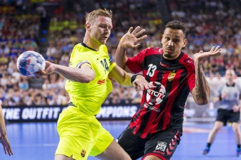 Cologne, Germany 01 June 2019 Handball EHF CL Semifinal FC Barcelona vs HC Vardar Skobje v li Aron Palmarsson Barcelona , Rogerio Ferreira Moreas HC Vardar Cologne Lanxess Arena Germany
