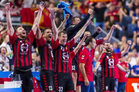 Cologne, Germany 01 June 2019 Handball EHF CL Semifinal FC Barcelona vs. HC Vardar Skobje the team of Vardar Skobje final cheer final cheer emotion joy Cologne Lanxess Arena Germany