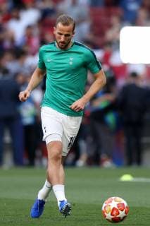 1st June 2019, Wanda Metropolitano stadium, Madrid, Spain; UEFA Champions League Final, Tottenham Hotspur versus Liverpool FC; Harry Kane of Tottenham Hotspur during the warm up as he is named to start  ActionPlus12140223 ShaunxBrooks