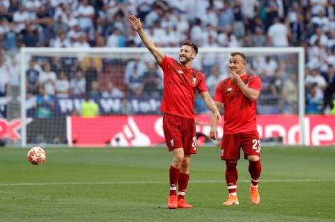 Liverpool s midfielder Adam Lallana (L) and winger Xherdan Shaquiri (R) warm up prior the UEFA Champions League final between Tottenham Hotspur and Liverpool FC at Wanda Metropolitano stadium in Madrid, Spain, 01 June 2019. UCL Final 2019 - Tottenham Hotspur vs Liverpool FC !ACHTUNG: NUR REDAKTIONELLE NUTZUNG!  Copyright: xJuanjoxMartinx GRAF2122 20190601-636950186083140825