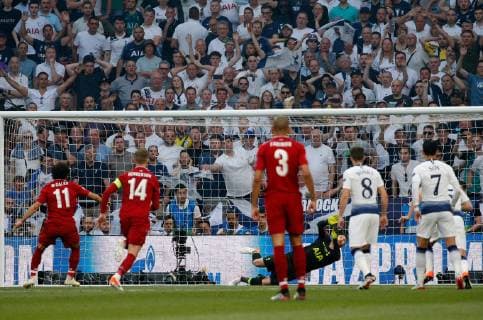 SOCCER - CL, Tottenham vs Liverpool MADRID,SPAIN,01.JUN.19 - SOCCER - UEFA Champions League, final, Tottenham Hotspur vs Liverpool FC. Image shows Mohamed Salah (Liverpool) scoring a penalty kick against Hugo Lloris (Tottenham). GEPAxpictures xDavidxRodriguez