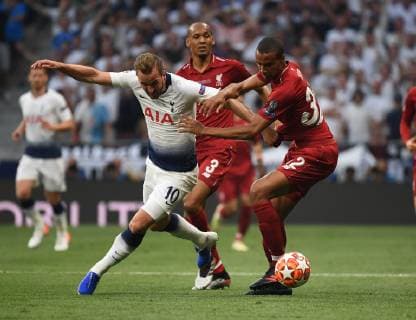 01 06 2019, xkvx, Football UEFA Champions League Final, Tottenham Hotspur FC Liverpool emspor, v l Harry Kane Tottenham Hotspur , Joel Matip FC Liverpool DFL DFB REGULATIONS PROHIBIT ANY USE OF PHOTOGRAPHS as IMAGE SEQUENCES and or QUASI VIDEO Madrid