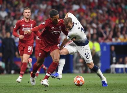 01 06 2019, xkvx, Football UEFA Champions League Final, Tottenham Hotspur FC Liverpool emspor, v l Vigil van Dijk FC Liverpool , Harry Kane Tottenham Hotspur DFL DFB REGULATIONS PROHIBIT ANY USE OF PHOTOGRAPHS as IMAGE SEQUENCES and or QUASI VIDEO Madrid