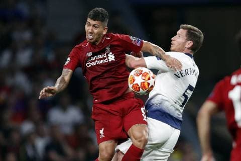 (l-r) Roberto Firmino of Liverpool FC, Jan Vertonghen of Tottenham Hotspur FC during the UEFA Champions League final match between Tottenham Hotspur FC and Liverpool FC at Estadio Metropolitano on June 01, 2019 in Madrid, Spain UEFA Champions League 2018 2019 xVIxVIxImagesx xMauricexvanxSteenxIVx 14632583