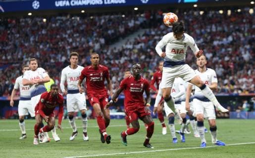 Tottenham Hotspur v Liverpool UEFA Champions League Final Son Heung-Min of Tottenham Hotspur clears with a header during the UEFA Champions League Final at the Wanda Metropolitano Stadium, Madrid Content Not Available For UK Newspapers Copyright: xPaulxChestertonx FIL-13310-0143