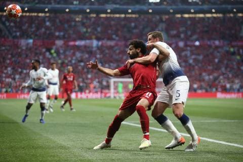 Tottenham Hotspur v Liverpool UEFA Champions League Final Mohamed Salah of Liverpool and Jan Vertonghen of Tottenham Hotspur battle for the ball during the UEFA Champions League Final at the Wanda Metropolitano Stadium, Madrid Content Not Available For UK Newspapers Copyright: xPaulxChestertonx FIL-13310-0156