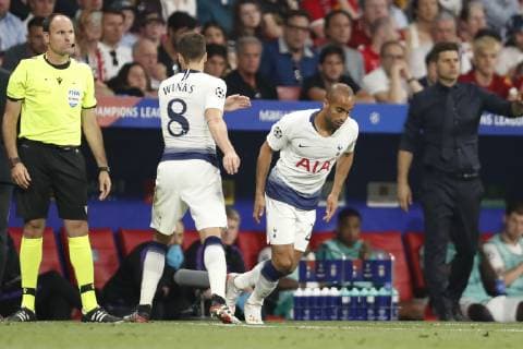 (l-r) Lucas Moura of Tottenham Hotspur FC, Harry Winks of Tottenham Hotspur FC during the UEFA Champions League final match between Tottenham Hotspur FC and Liverpool FC at Estadio Metropolitano on June 01, 2019 in Madrid, Spain UEFA Champions League 2018 2019 xVIxVIxImagesx xMauricexvanxSteenxIVx 14633224