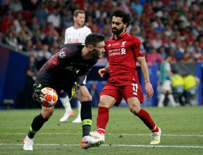 SOCCER - CL, Tottenham vs Liverpool MADRID,SPAIN,01.JUN.19 - SOCCER - UEFA Champions League, final, Tottenham Hotspur vs Liverpool FC. Image shows Hugo Lloris (Tottenham) and Mohamed Salah (Liverpool). GEPAxpictures xDavidxRodriguez
