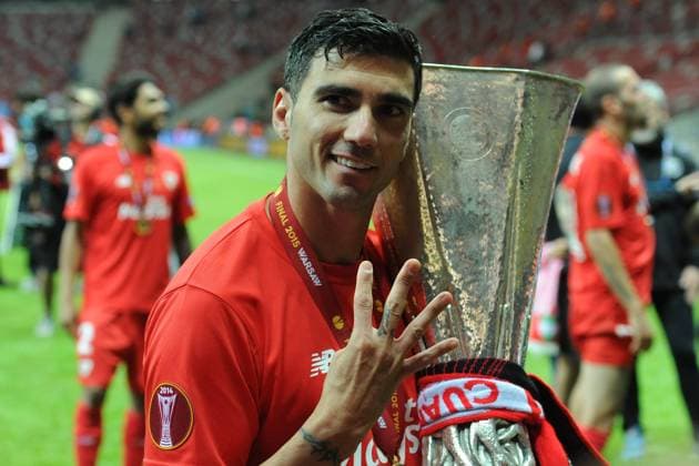 May 27, 2015 - Naples, Italy - Sevilla Jose Antonio Reyes celebrate with the trophy at the end of the UEFA Europa league final football match between FC Dnipro Dnipropetrovsk and Sevilla FC on May 27,2015 at Stadion Narodowy in Warsaw, Poland. FC Dnipro Dnipropetrovsk v Sevilla FC - UEFA Europa League Final  - ZUMAn230 20150527_zaa_n230_301 Copyright: xFrancoxRomanox
