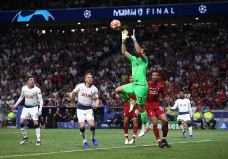 Tottenham Hotspur v Liverpool UEFA Champions League Final Alisson Becker of Liverpool claims a high ball during the UEFA Champions League Final at the Wanda Metropolitano Stadium, Madrid Content Not Available For UK Newspapers Copyright: xPaulxChestertonx FIL-13310-0204