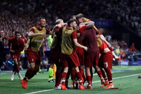 Liverpool s players celebrate the 0-2 during the UEFA Champions League final between Tottenham Hotspur and Liverpool FC at Wanda Metropolitano stadium in Madrid, Spain, 01 June 2019. UCL Final 2019 - Tottenham Hotspur vs Liverpool FC !ACHTUNG: NUR REDAKTIONELLE NUTZUNG!  Copyright: xJuanJoxMartínx GRAF2295 20190601-636950266375840466