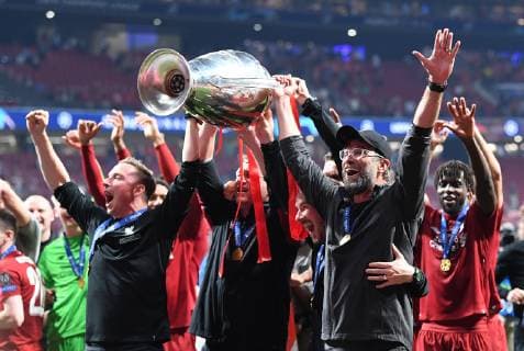01 06 2019, xkvx, football UEFA Champions League final, Tottenham Hotspur FC Liverpool emspor, v l coach coach Juergen Klopp FC Liverpool with the cup DFL DFB REGULATIONS PROHIBIT ANY USE OF PHOTOGRAPHS as IMAGE SEQUENCES and or QUASI VIDEO Madrid