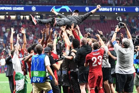 01 06 2019, xkvx, football UEFA Champions League final, Tottenham Hotspur FC Liverpool emspor, v l coach coach Juergen Klopp FC Liverpool with the cup DFL DFB REGULATIONS PROHIBIT ANY USE OF PHOTOGRAPHS as IMAGE SEQUENCES and or QUASI VIDEO Madrid