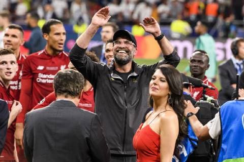 01 06 2019, xkvx, Football UEFA Champions League Final, Tottenham Hotspur FC Liverpool emspor, v l Head Coach Coach Juergen Klopp FC Liverpool celebrates with Team DFL DFB REGULATIONS PROHIBIT ANY USE OF PHOTOGRAPHS as IMAGE SEQUENCES and or QUASI VIDEO Madrid