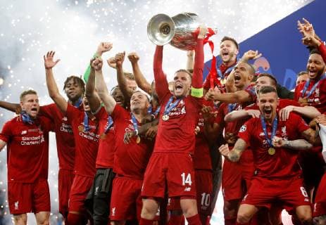 SOCCER - CL, Tottenham vs Liverpool MADRID,SPAIN,01.JUN.19 - SOCCER - UEFA Champions League, final, Tottenham Hotspur vs Liverpool FC. Image shows Jordan Henderson (Liverpool) and his teammates with the Champions League trophy. GEPAxpictures xDavidxRodriguez