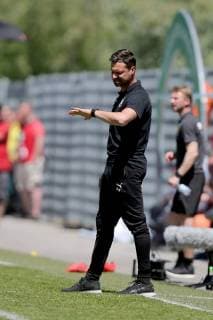Aspach, Germany 30 05 2019, German A Junior Championship, A Junior Final VfB Stuttgart BV Borussia Dortmund, Coach Daniel Teufel VfB U19 gesticulated, Gestik Defodi 09 541 017299 Defodi-541