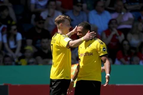 Aspach, Germany 02 06 2019, German A Junior Championship, A Junior Final VfB Stuttgart BV Borussia Dortmund, Robin Kehr BVB U19 and Paul Philipp Besong BVB U19 after 3 3 Defodi 09 541 017317 Defodi-541