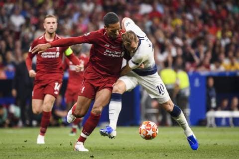 01 06 2019, xkvx, Soccer UEFA Champions League Final, Tottenham Hotspur FC Liverpool emspor, v l Virgil van Dijk FC Liverpool , Harry Kane Tottenham Hotspur DFL DFB REGULATIONS PROHIBIT ANY USE OF PHOTOGRAPHS as IMAGE SEQUENCES and or QUASI VIDEO Madrid