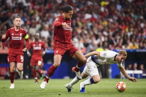 01 06 2019, xkvx, Soccer UEFA Champions League Final, Tottenham Hotspur FC Liverpool emspor, v l Virgil van Dijk FC Liverpool , Harry Kane Tottenham Hotspur DFL DFB REGULATIONS PROHIBIT ANY USE OF PHOTOGRAPHS as IMAGE SEQUENCES and or QUASI VIDEO Madrid