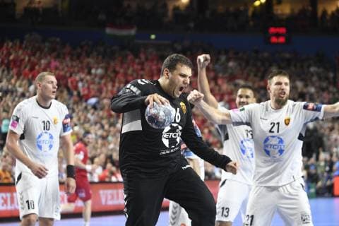Cheers from Dejan Milosavljev HC Vardar , the future goalkeeper of the Foxes Berlin, Handball, Men, Velux EHF Final Four, Final, HC Vardar vs. Telekom Veszprem, 02 06 19 Cologne Lanxess Arena Nordrhein Westfalen Germany