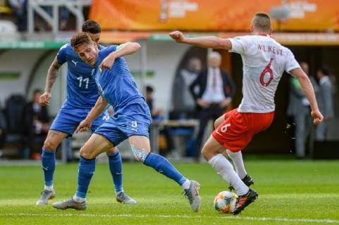 June 2, 2019 - Gdynia, Pomerania, Poland - Andrea Pinamonti from Italy (L) and Sebastian Walukiewicz from Poland (R) are seen in action during the FIFA U-20 World Cup match between Poland and Italy (round of 16) in Gdynia. Italy Vs Poland in Gdynia, Poland - 02 Jun 2019 - ZUMAs197 20190602_zaa_s197_168 Copyright: xMateuszxSlodkowskix