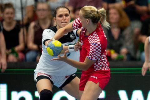Hamm, Germany 05 06 2019 Handball WM Qualifiktation 2019 Women Germany vs. Croatia L R Xenia Smits Germany , Dora Krsnik Croatia Hamm Nordrhein Westfalen Germany WESTPRESS arena