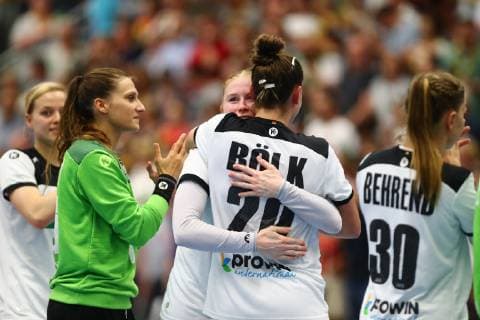 Meike Schmelzer Germany and Emily Boelk Germany, in front celebrate the qualification for the World Cup Germany vs. Croatia, Handball, World Cup qualification, 05 06 2019 Germany vs. Croatia, Handball, World Cup qualification, 05 06 2019 Hamm Copyright: xEIBNER RenexWeissx EP_RWS