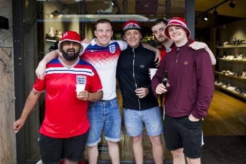 6th June 2019, St& xe1;dio D Afonso Henriques, Guimar& xe3;es, Portugal; UEFA Nations league Football semi-final, Netherlands versus England; The fans of England in the local bars before the match  ActionPlus12141527 NikolaxKrstic