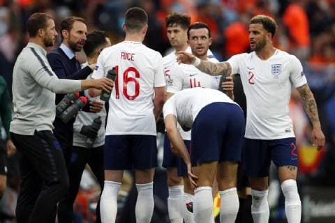 (l-r) England coach Gareth Southgate, Declan Rice of England, Ben Chilwell of England, Kyle Walker of England during the UEFA Nations League semi final match between The Netherlands and England at Estadio D. Afonso Henriques on June 06, 2019 in Guimaraes, Portugal UEFA Nations League 2018 2019 xVIxVIxImagesx xMauricexvanxSteenxIVx 14675119